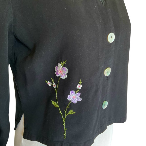 Vintage Embroidered Blouse Mother Of Pearl Buttons Black S - Picture 2 of 12